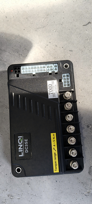 Controller for hand-push floor scrubber