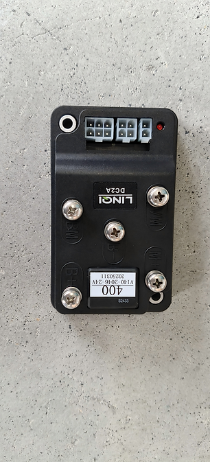 Controller for hand-push floor scrubber